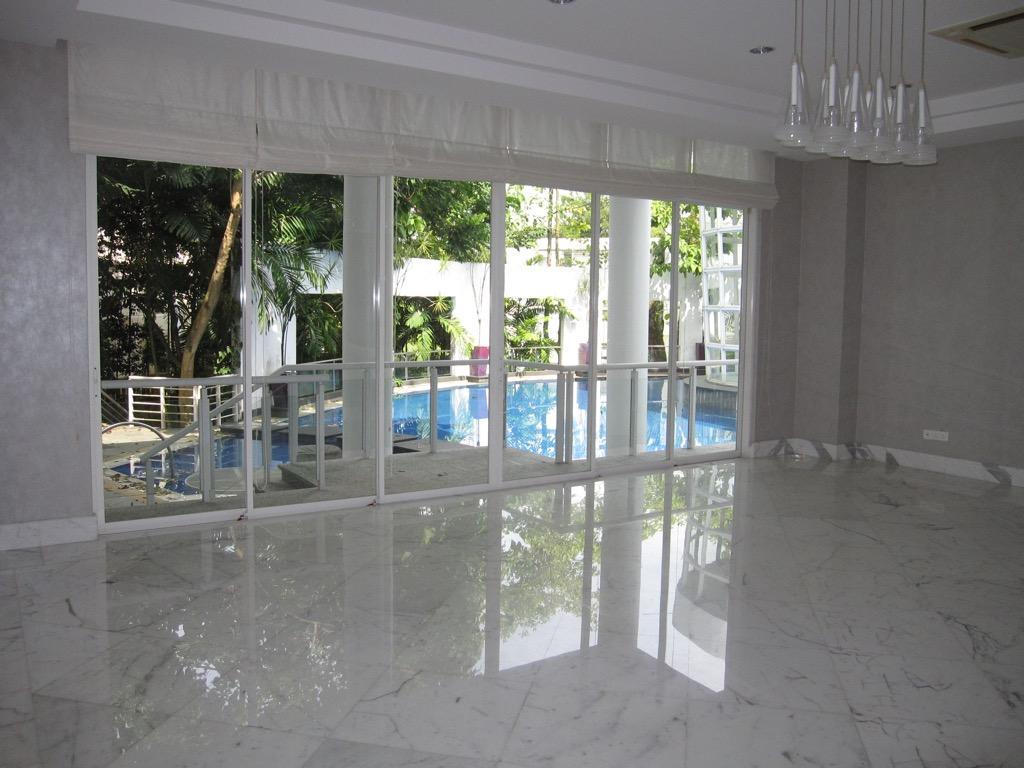 Holland Good Class Bungalow For Rent in Tuas - Image 13