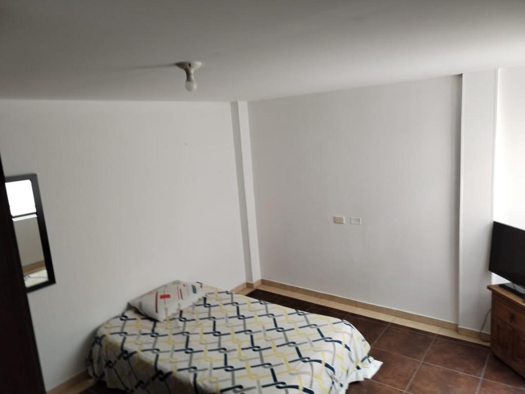 ARRIENDO COMODA HABITACION AMOBLADA en Dos Quebradas - Imagen 8