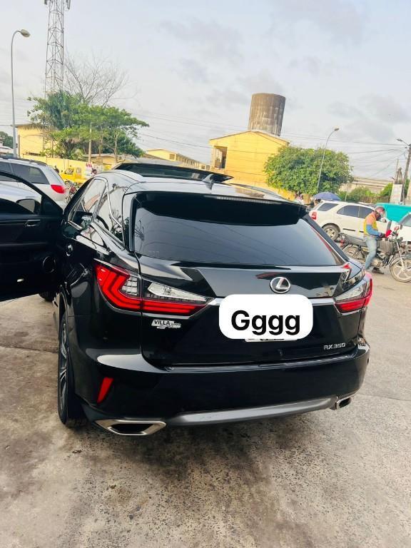 Lexus RX350 2018 double panoramique hyper propre à Douala - Photo 10