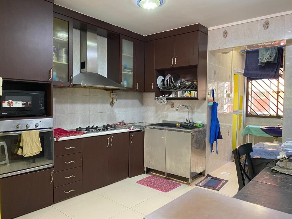 419 Hougang Ave Spacious 5room Unit For RENT ! in Bukit Merah - Image 3