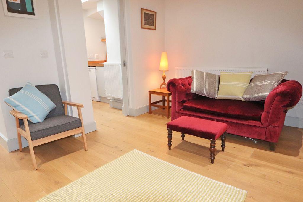 AWESOME ONE BEDROOM FLAT TO RENT IN WORHITNG in Norwich - Image 2