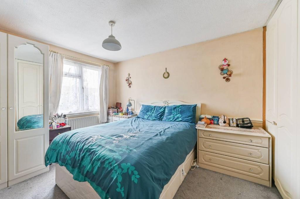 AMAZING ONE BEDROOM FLAT TO RENT IN ROCHESTER in Gillingham - Image 1