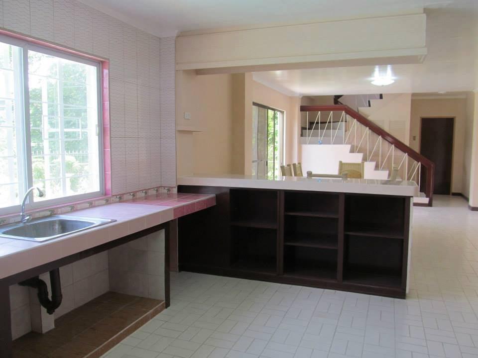 3-Level House for Rent in Maria Luisa with Swimming Pool in Liloan - Image 8