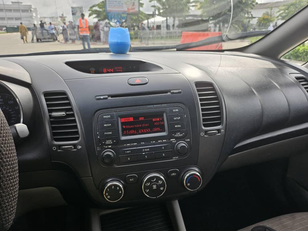 KIA FORTE 2015. à Abidjan - Photo 3