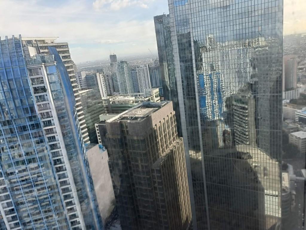 For Sale / For Lease Bi-Level Penthouse Unit in One Central in Alabang - Image 16