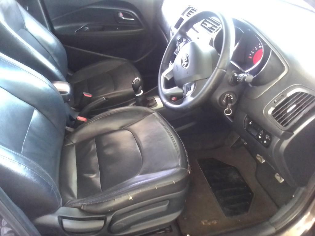 Pre-owned 2013 Kia Rio 1.4 Engine Capacity Tech with Manuel Tran in Bedfordview - Image 16