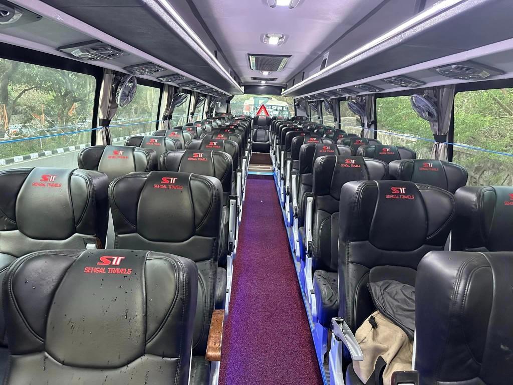 Bus on Rent in Delhi in Paharganj - Image 2