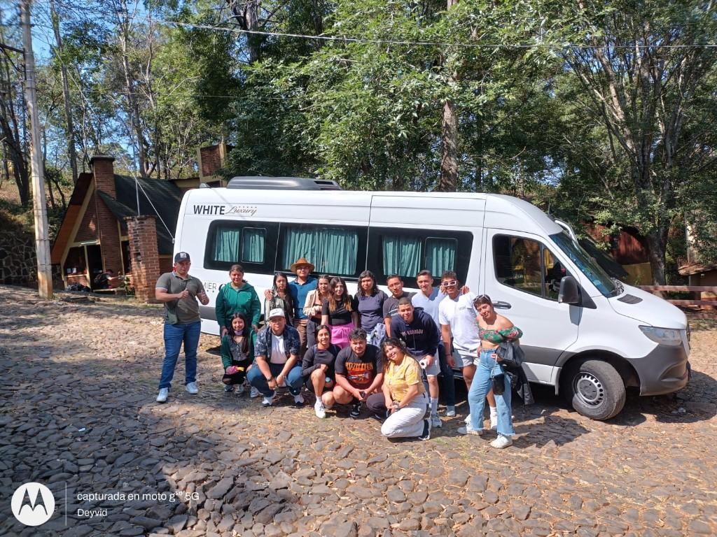 CAMIONETAS EN RENTA CON CHOFER EN IRAPUATO en México - Imagen 7