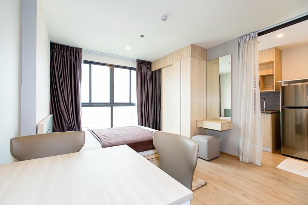 Luxurious Studio with Pool View at Ideo O2 Bangkok in Mueang Samut Prakan - Image 6