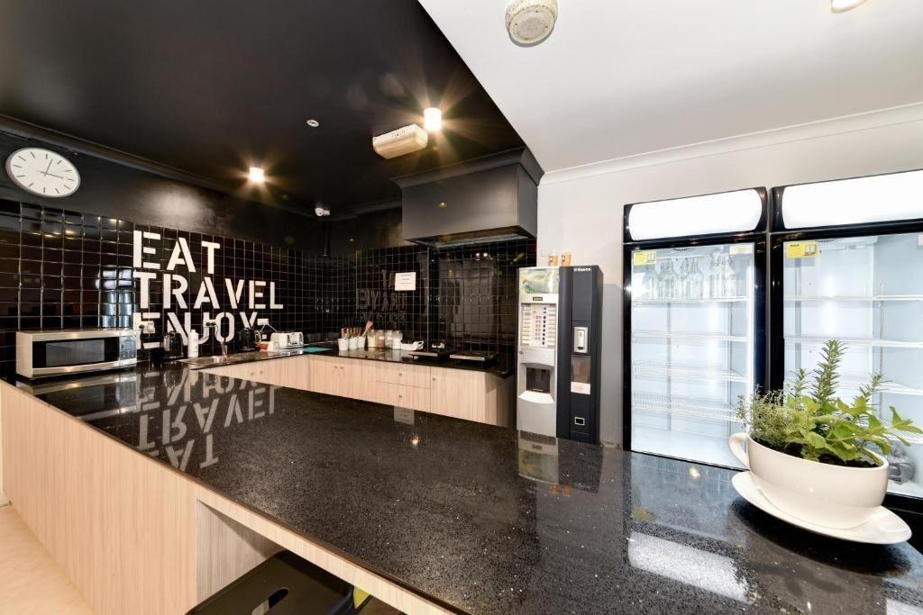 space Q Capsule Rent 270/week in Bondi - Image 3