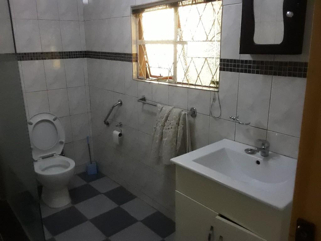 UP MARKET BACHELOR PAD FOR RENT in Pietermaritzburg - Image 4