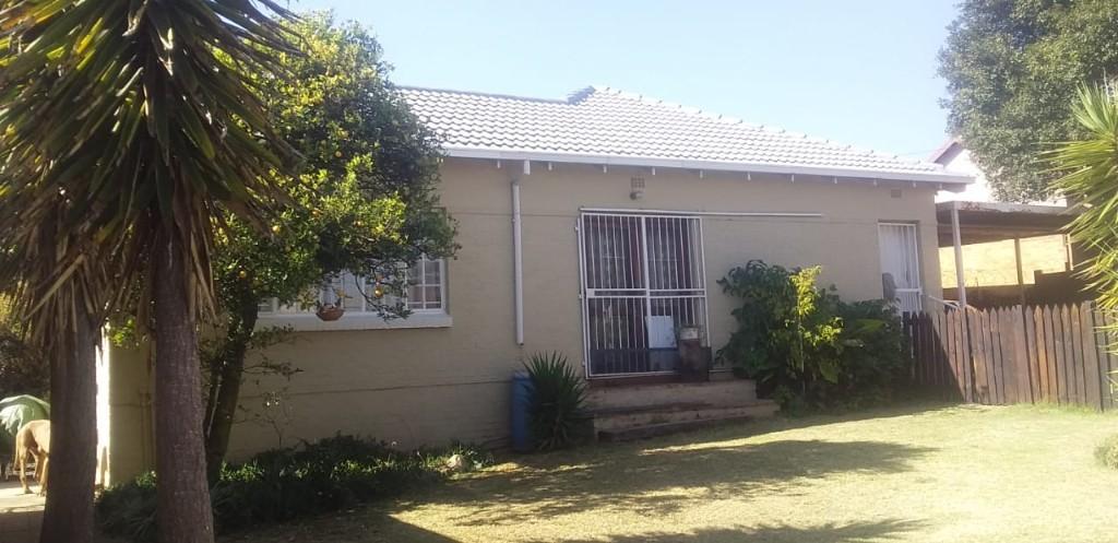 HOUSE TO RENT IN HORISON, ROODEPOORT in Soweto - Image 1