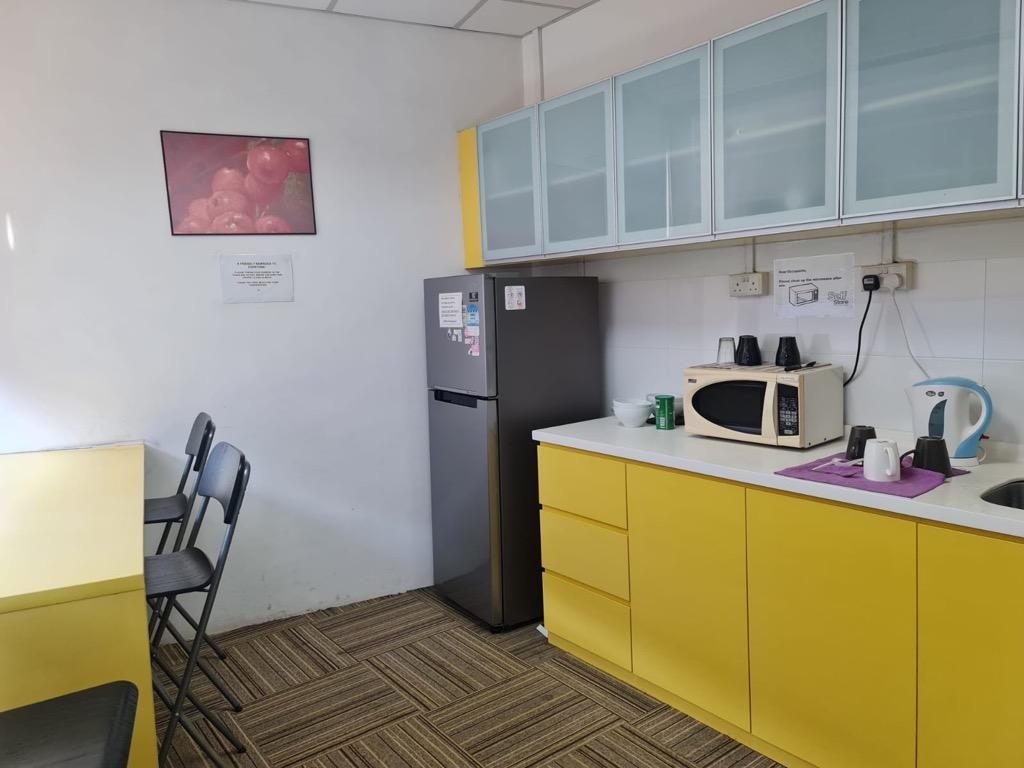Redhill Small Industrial Office For Rent in Jurong West - Image 3