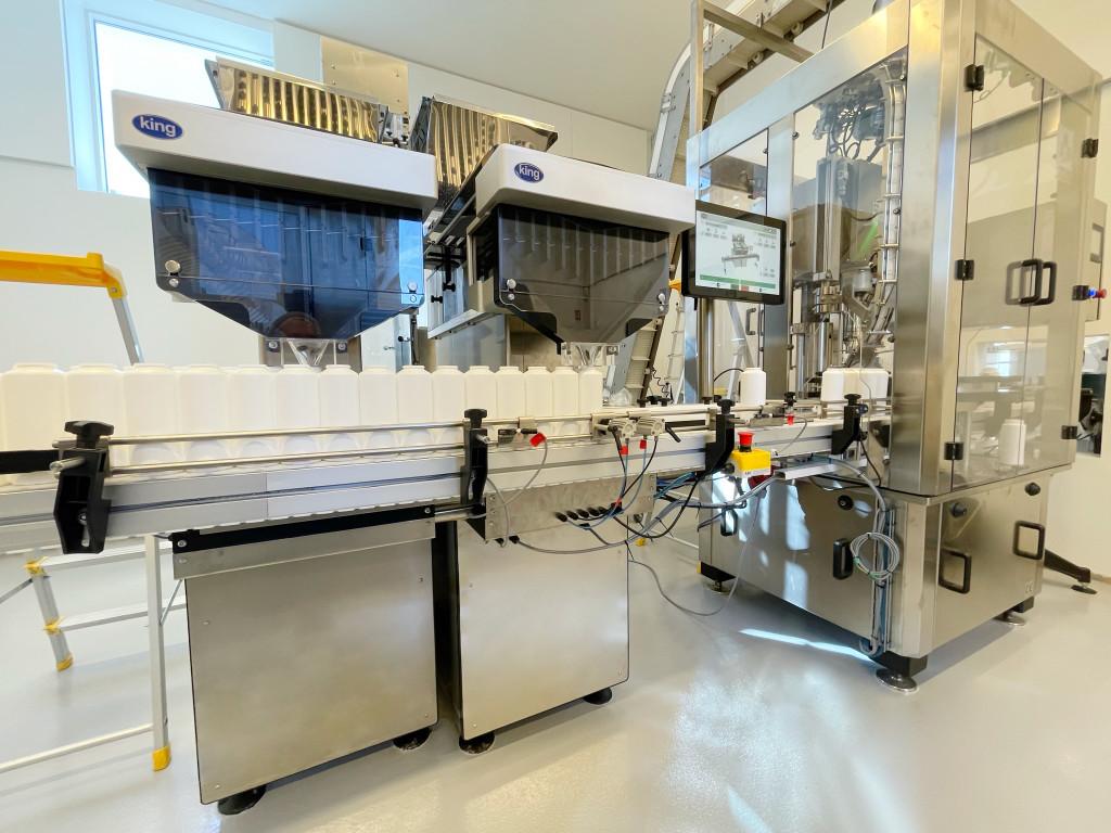 Innovative Semi-Automatic and Automatic Tablet Counting Machines in Surbiton - Image 6