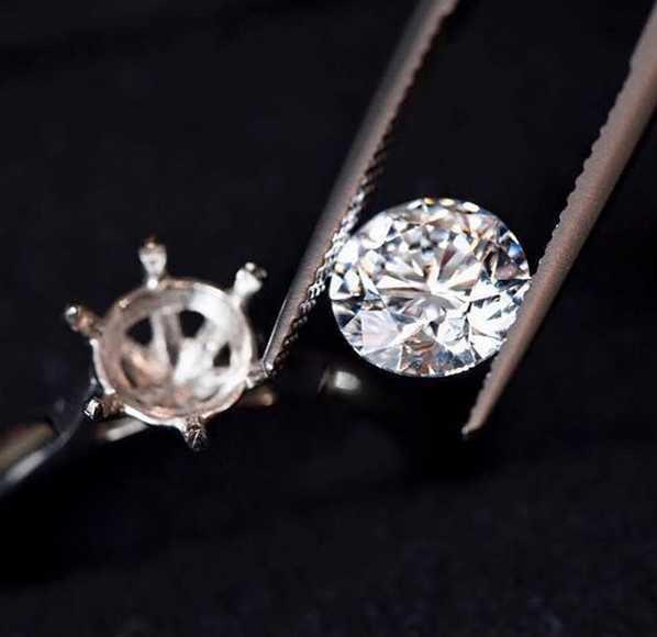 CRISSO CASTELLON Compramos ORO, PLATA, DIAMANTES y RELOJES en Castelló de la Plana - Imagen 7