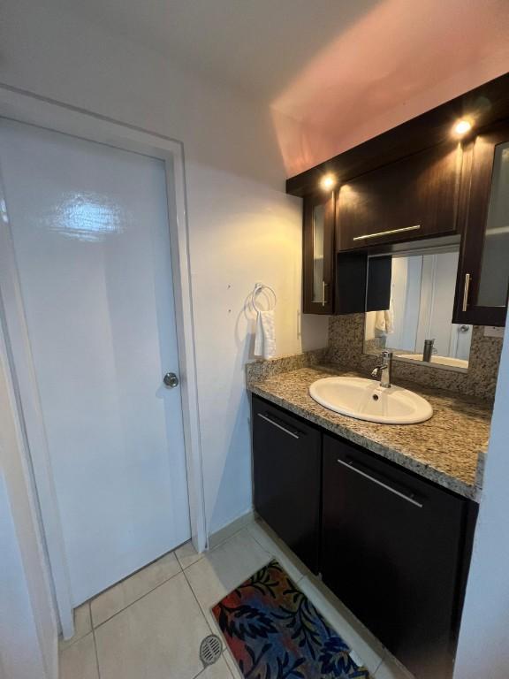 APARTAMENTO EN TUCACAS. CONJUNTO RESIDENCIAL PESCADORES I en Tucacas - Imagen 12