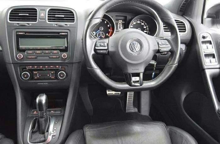 2013 VOLKSWAGEN GOLF R AUTO in Mitchells Plain - Image 4