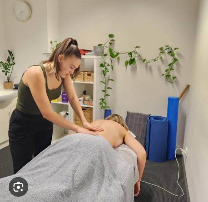 Roma Spa Canter body message spa Service Relex Massage Best spa in Dera Ghazi Khan - Image 2