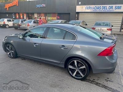 Sedan Volvo S60 T4 R Design 2017 en Rancagua - Imagen 1