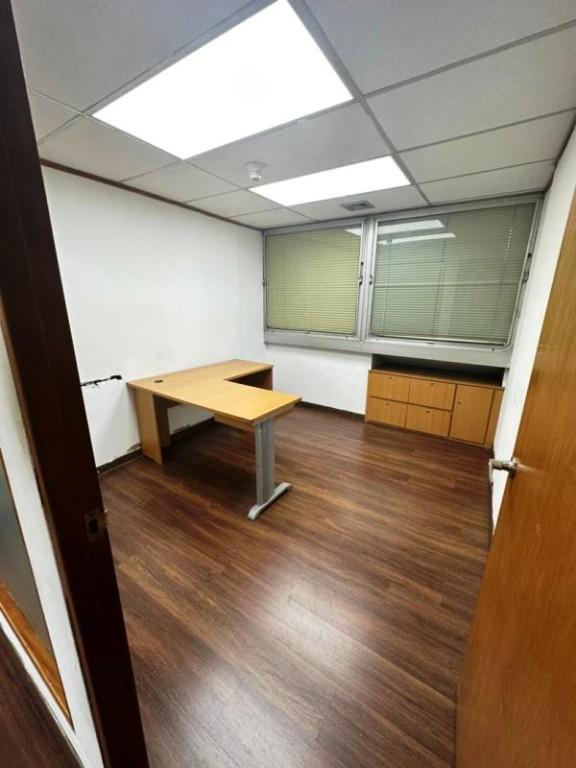 OFICINA - LAS MERCEDES - 270 Mts2 en Venezuela - Imagen 17