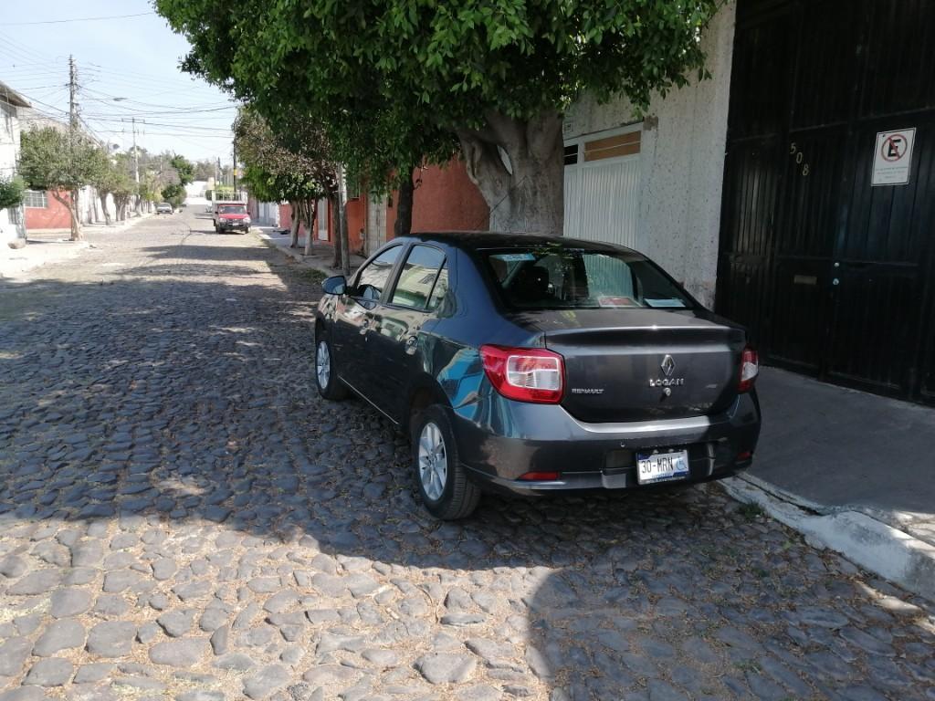 VENDO RENAULT LOGAN 2017 UNICO DUEÑO en Casa Blanca La Corregidora - Imagen 2