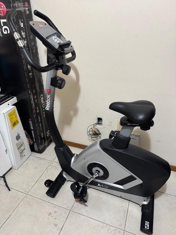 BICICLETA FIJA MAGNÉTICA REEBOK ASTRORIDE A4.0 URGE. en Interlomas - Imagen 4