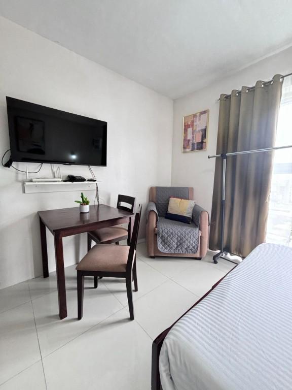 Fully Furnished Studio for RENT Bamboo Bay Residences in Consolacion - Image 4