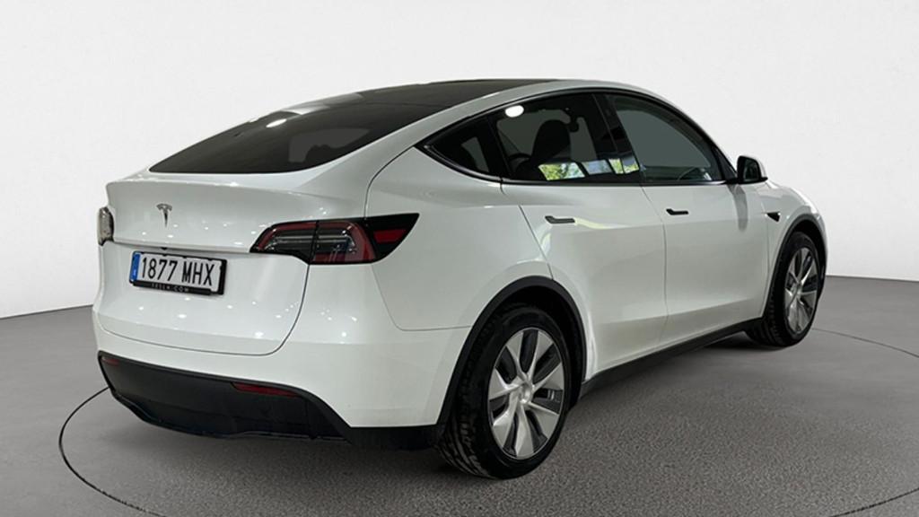 Tesla Model Y RWD 255 kW en Barcelona - Imagen 3
