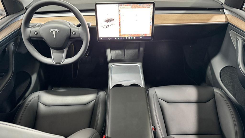 Tesla Model Y RWD 255 kW en Barcelona - Imagen 4