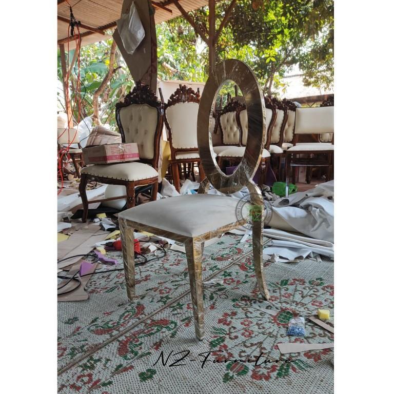 High Back Chairs in Utica - Image 6