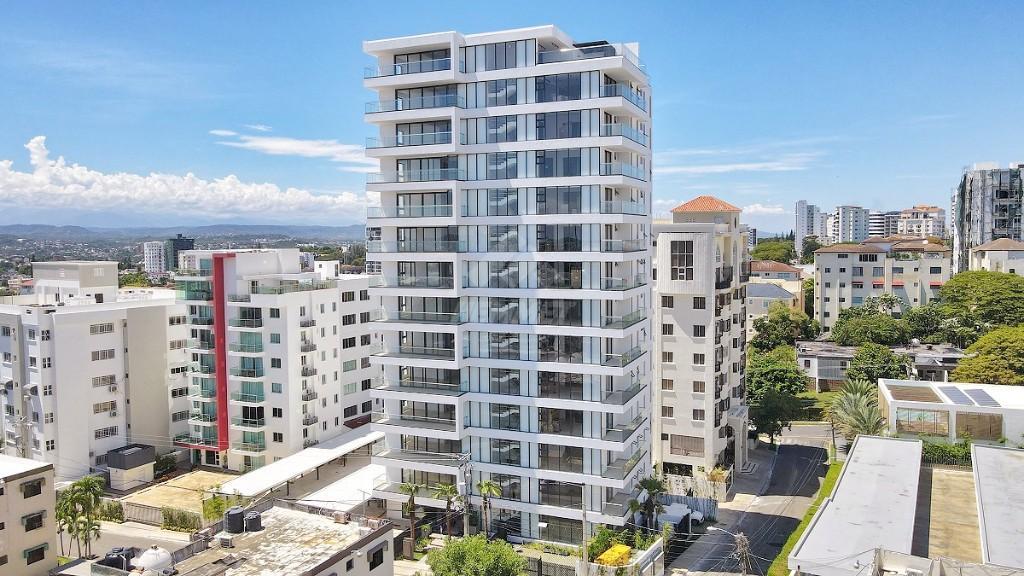 APARTAMENTO ASCENSOR AREA SOCIAL Y GYM LA RINCONADA STGO. en Gurabo al Medio - Imagen 1