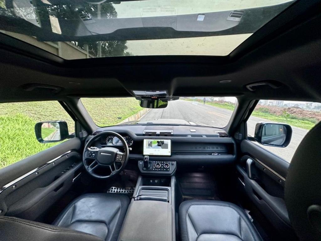 Land rover Defender à Abidjan - Photo 2
