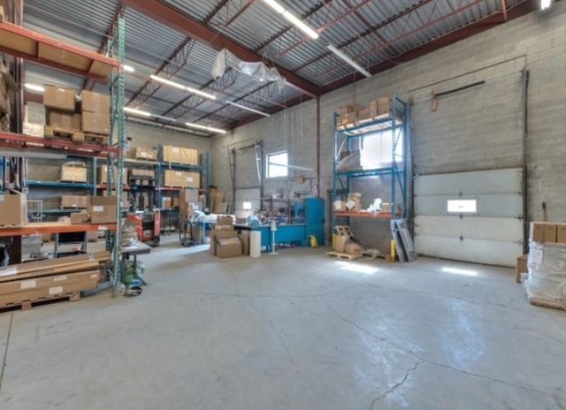 Commercial Space For Rent in Longueuil - Image 3