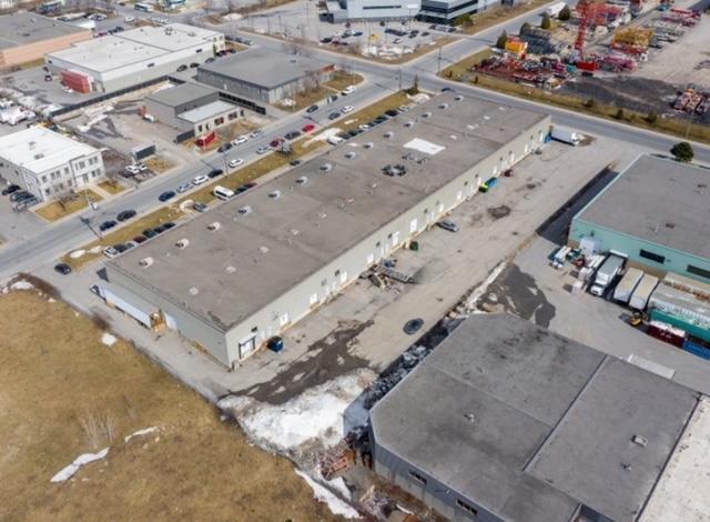 Commercial Space For Rent in Longueuil - Image 4