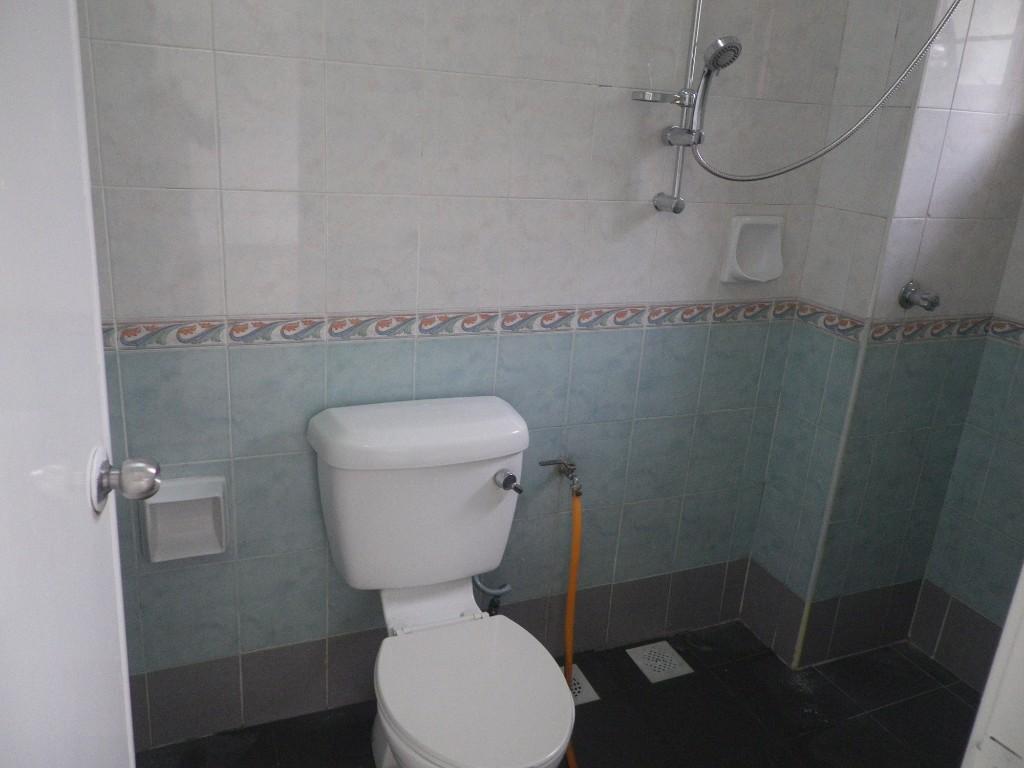 Selangor Taman Puchong Prima 2-sty Intermediate House For Rent in Puchong New Village - Image 7