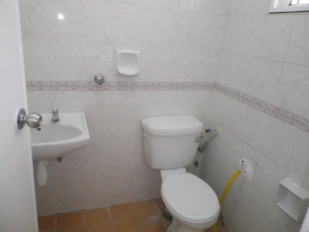Selangor Taman Puchong Prima 2-sty Intermediate House For Rent in Puchong New Village - Image 12