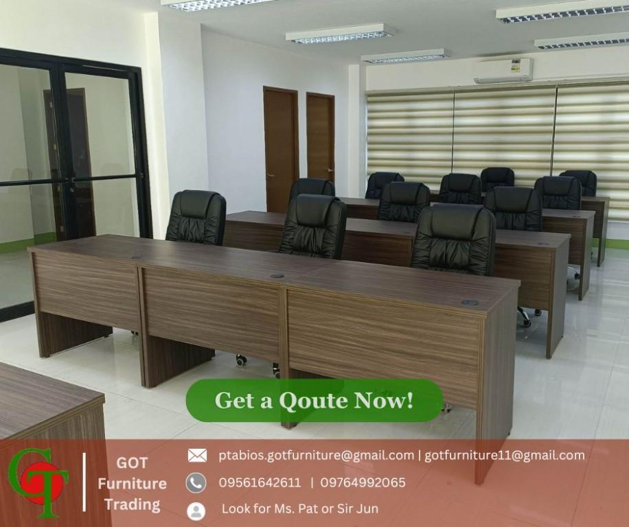 Executive Office Table with Chair Set in Cupang - Image 3