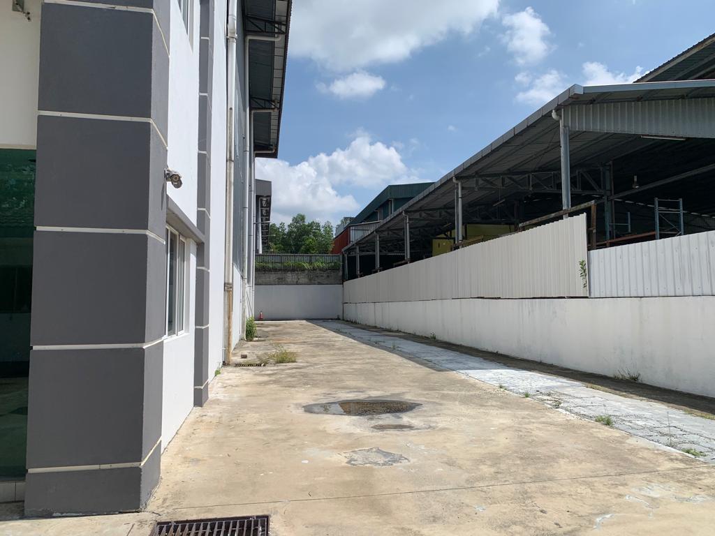 Kawasan Perindustrian Kundang 3-sty bungalow factory For Rent in Ladang Seri Kundang - Image 7