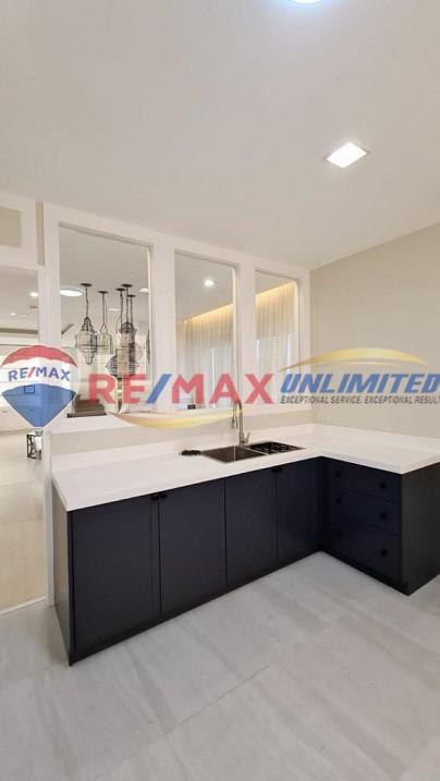 5-Bedroom Combined Townhouse at Ametta Place by Ayala Land in Pansol - Image 7