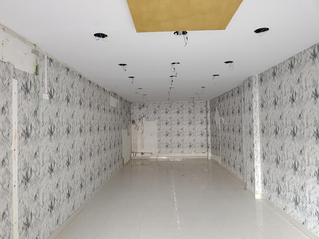 Shop For SALE Or RENT All Top Business Market Location in Lko in Charbagh - Image 2