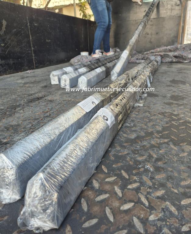 ANGULO RANURADO/PERFORADO PARA ESTANTERIAS en Cayambe - Imagen 3