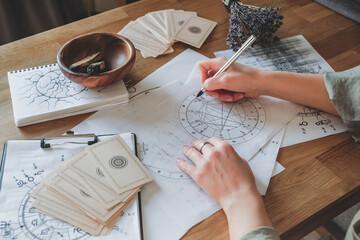 Lectura de cartas Tarot guía psíquica y videncia profesional en San José Villanueva - Imagen 3