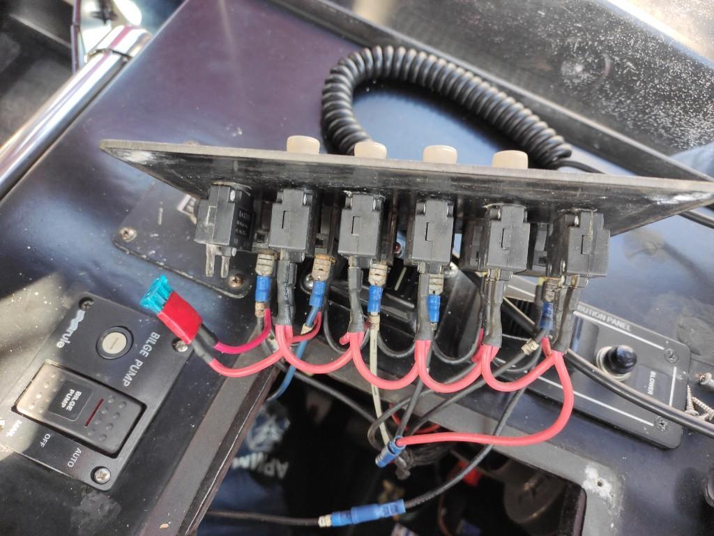 Part time electrical troubleshooting electrical in Kampung Pasir Gudang Baru - Image 1