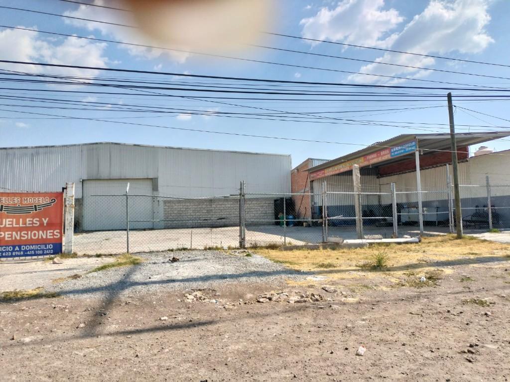 SE RENTA BODEGA CON OFICINA! en San Miguel de Allende - Imagen 1