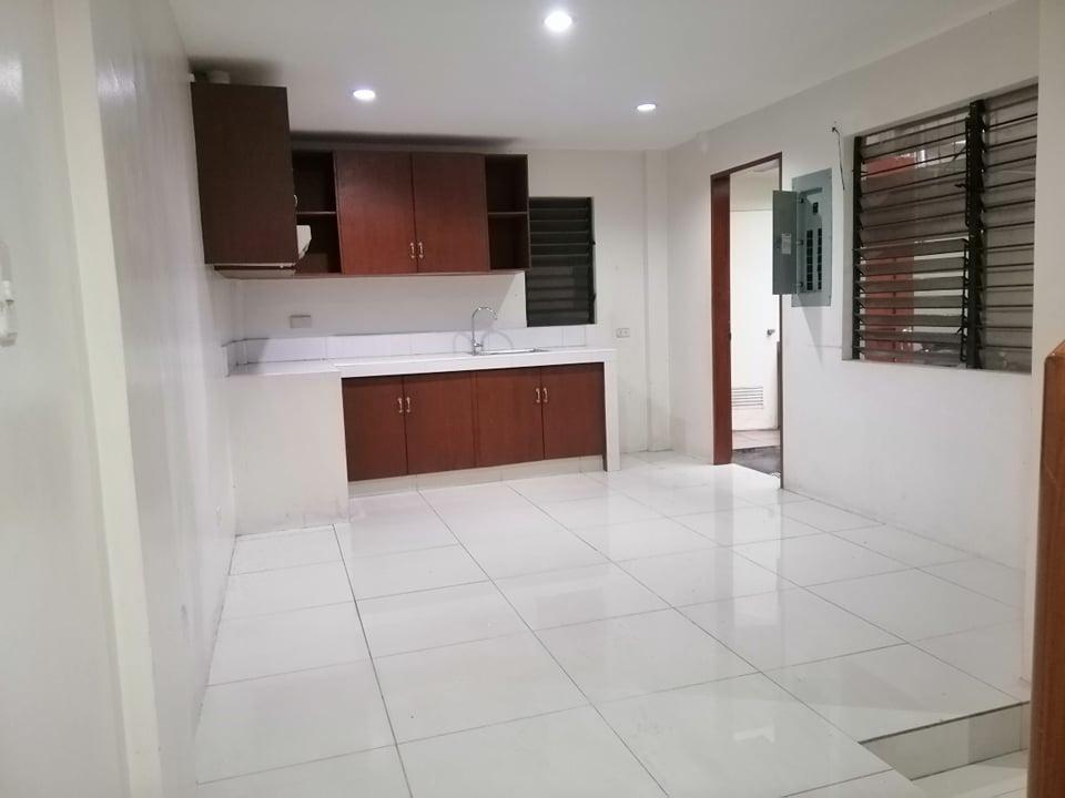 2-Storey House For Rent Guizo, Mandaue City W/ Maids Room in Consolacion - Image 3
