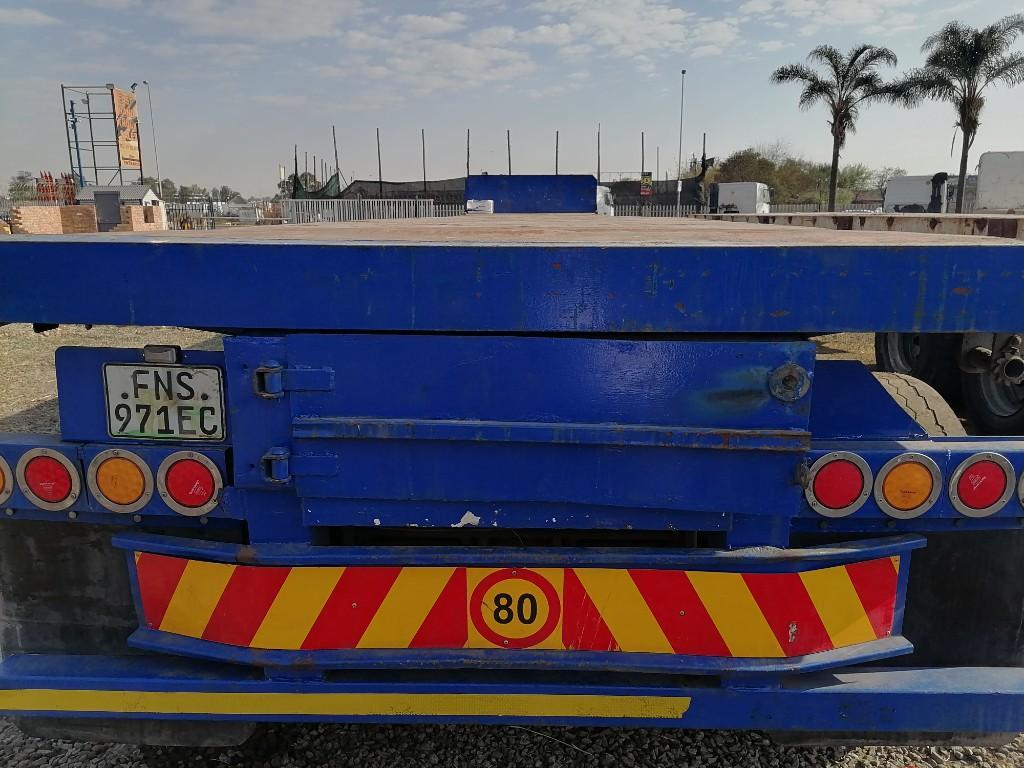 2011 PARAMOUNT Trailer. in Kempton Park - Image 1