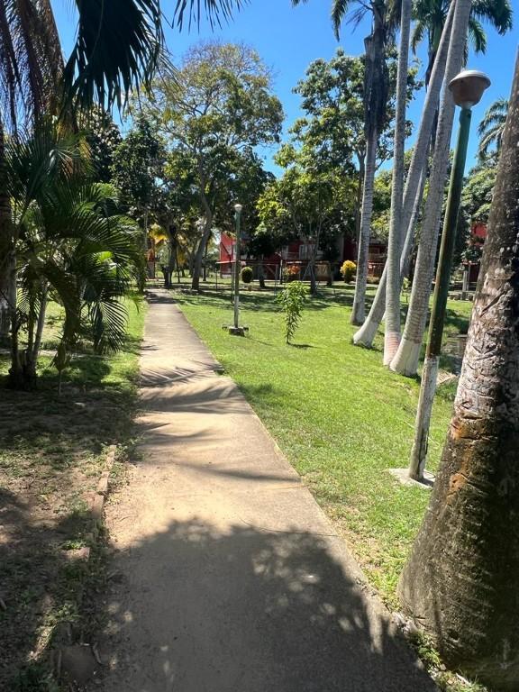 APARTAMENTO DE PLAYA, CONDOMINIO LAS MERCEDES,PAPARO. en Venezuela - Imagen 7