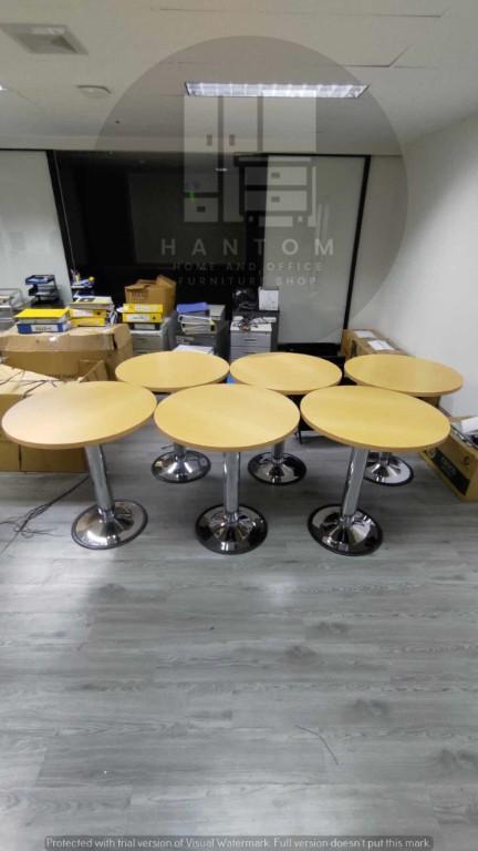 Round Table Furniture in Malate - Image 3