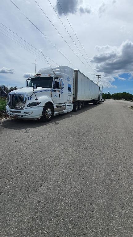 PLATAFORMAS Y LOWBOY en Caucel - Imagen 2