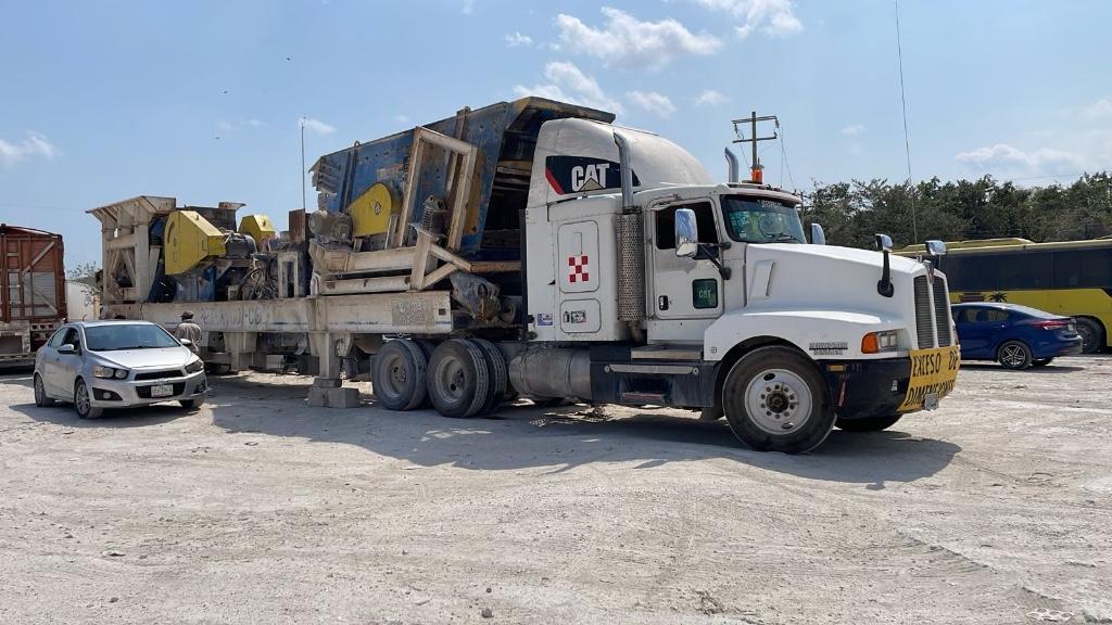 PLATAFORMAS Y LOWBOY en Caucel - Imagen 4